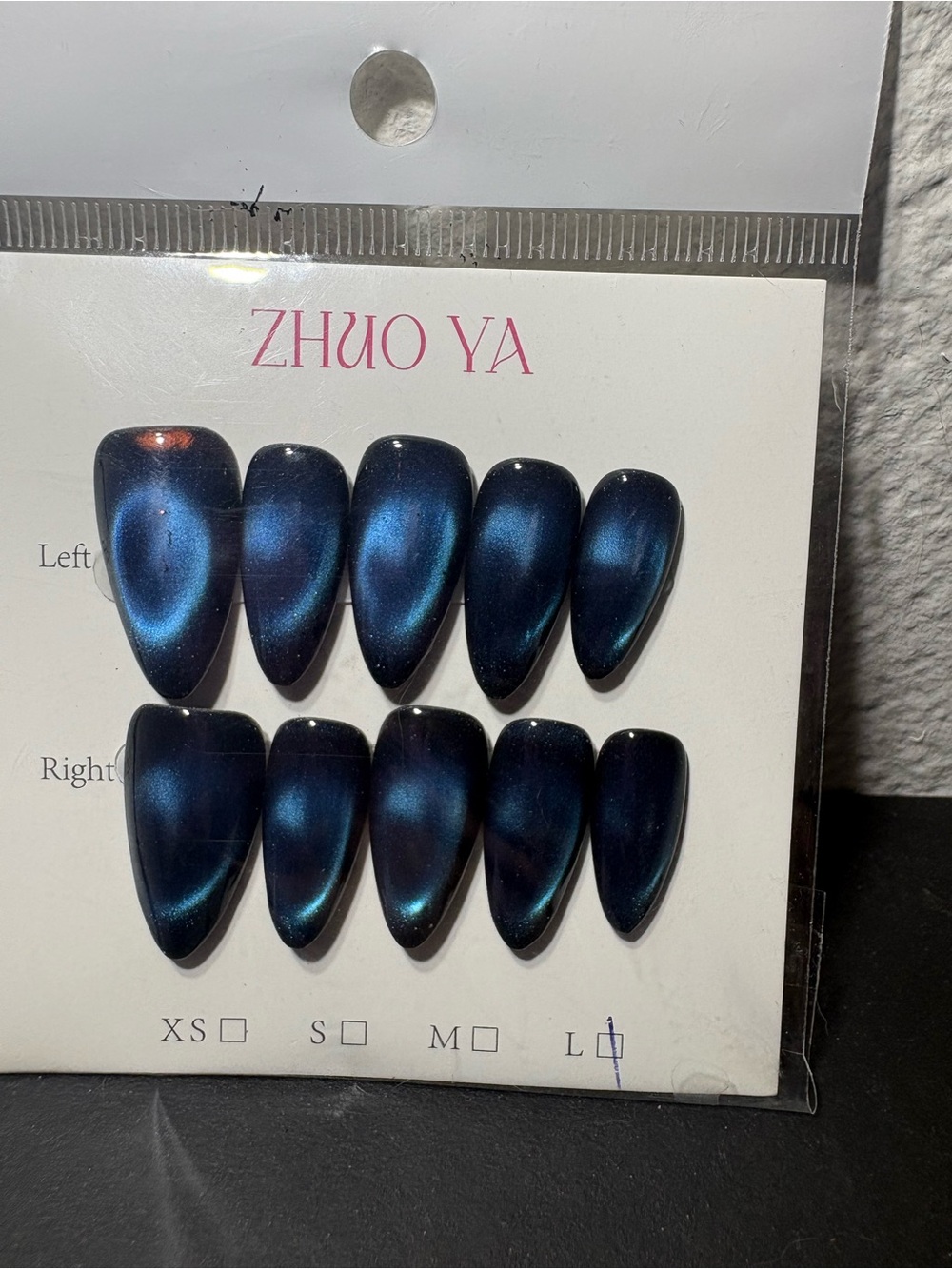 Zhuo Ya Navy Blue Press-On Nails
